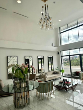 Luxury Studio Suite 10 mins from Kotoka Airport Accra